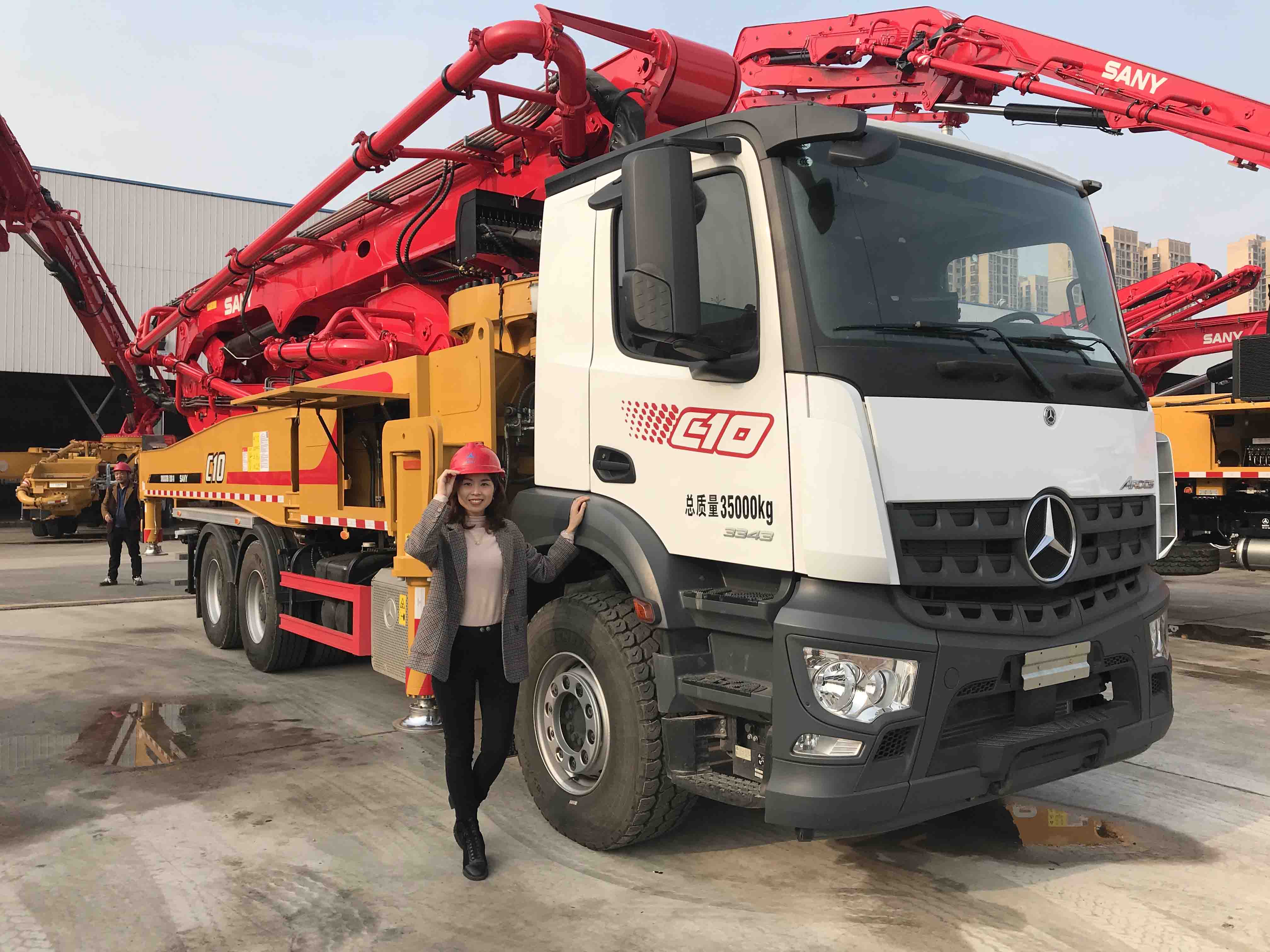 52M Sany truck mounted concrete pump delivery to Central Asia